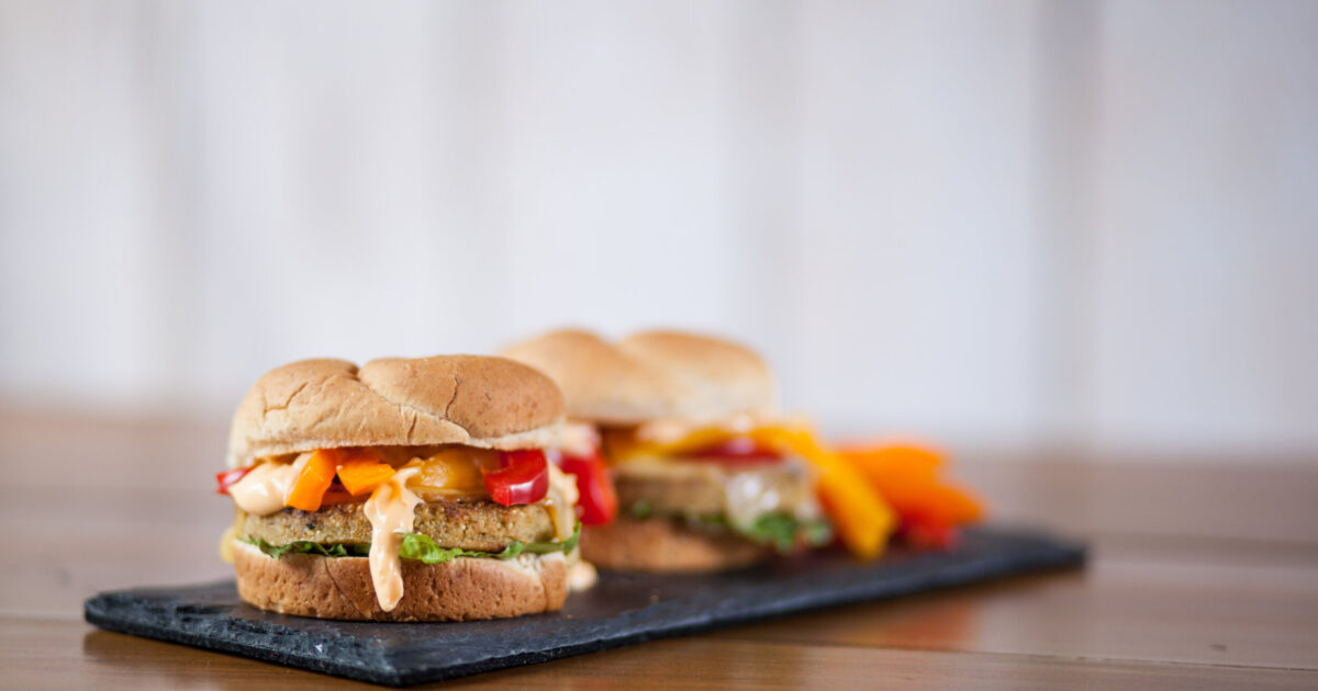 Veggie Burgers with Spicy Aioli | Aunt Millie's